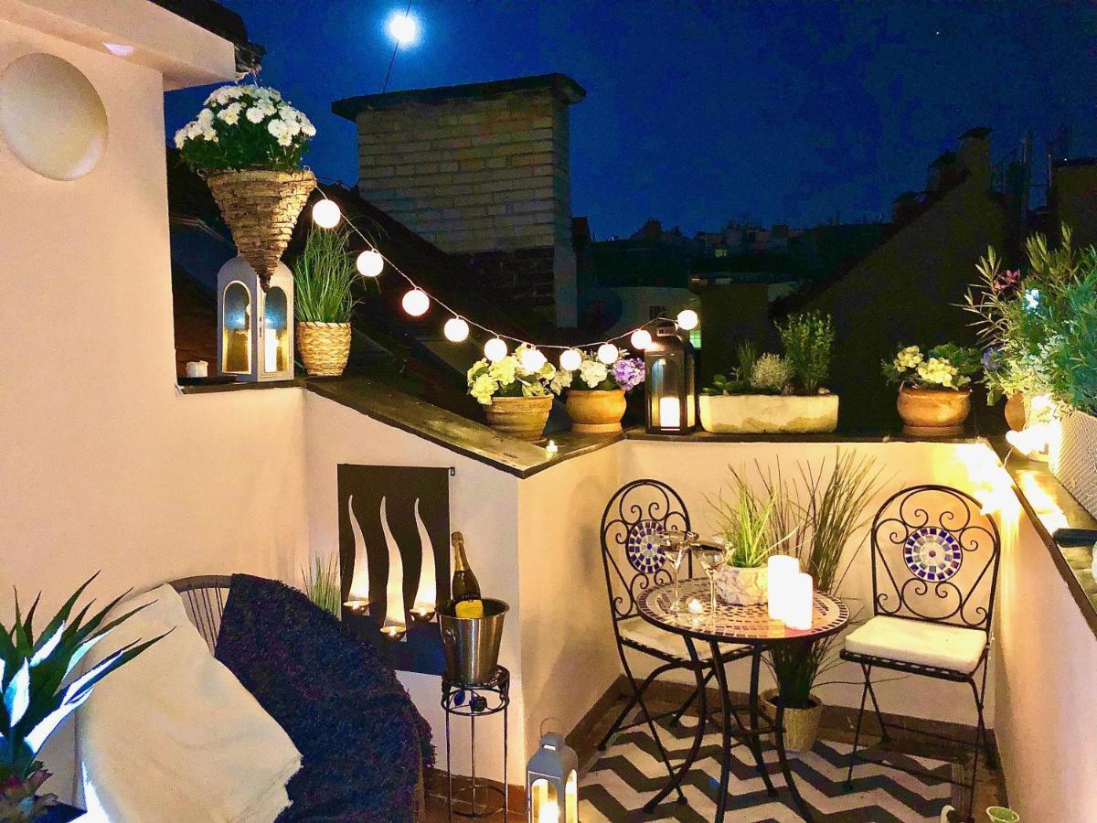 Duplex With Quite Terrace On Wenceslas Sq. 布拉格 外观 照片