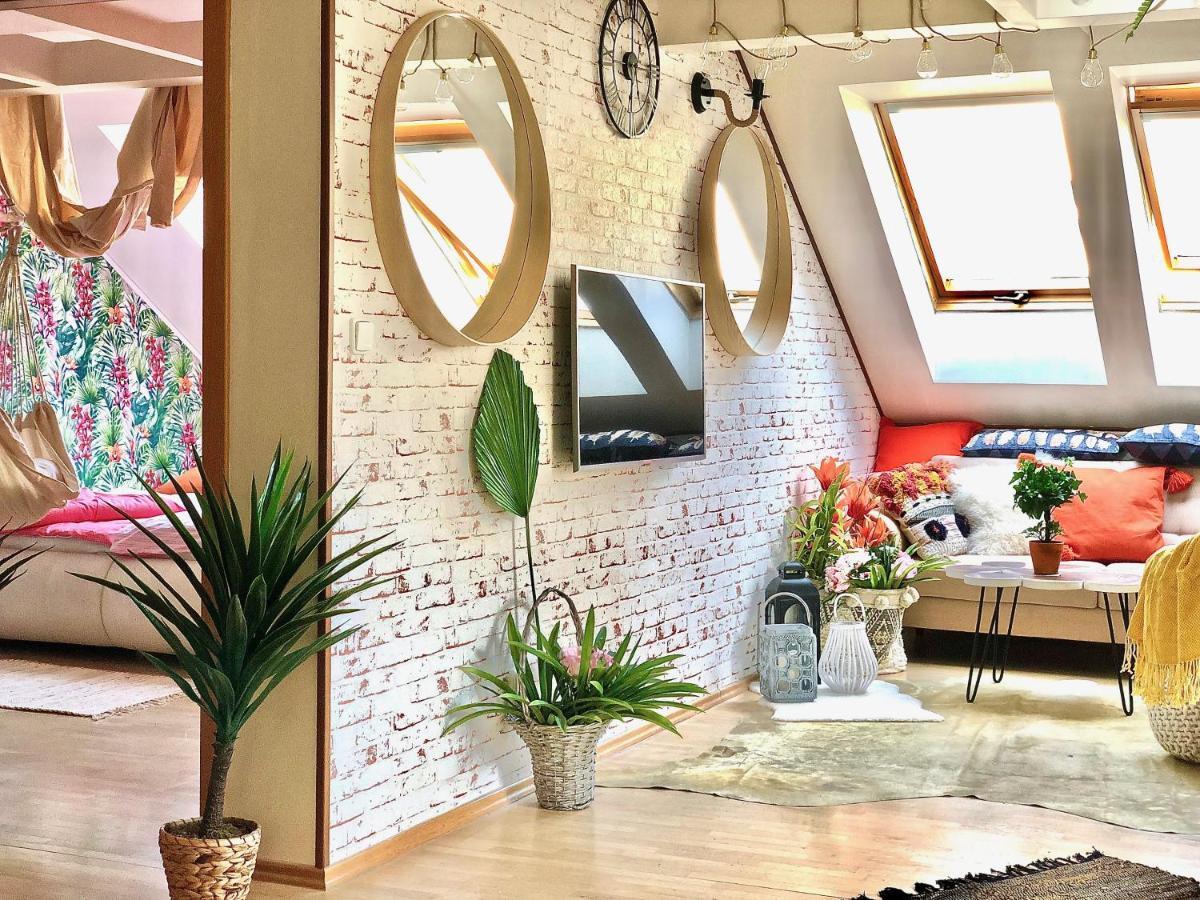 Duplex With Quite Terrace On Wenceslas Sq. 布拉格 外观 照片